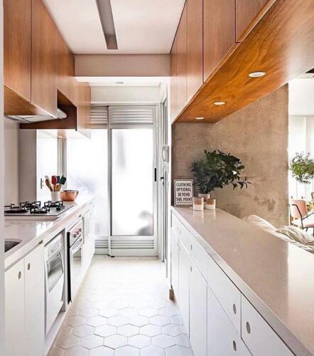 bbd04b0a-5ffc-4bc9-8042-7aaac02da2ef